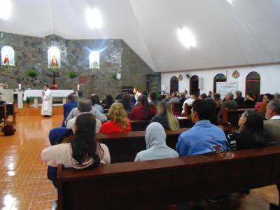 Aconteceu na noite desta sexta (05/08) o encerramento do TrÃ­duo em louvor ao Bom Jesus em Campo Mendes